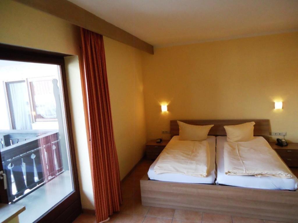 Hotel Hiemer Memmingen Rum bild